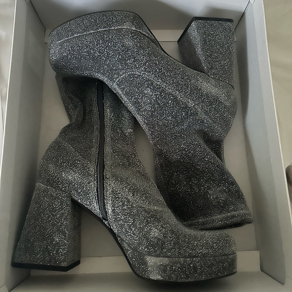 Women's Silver Glitter Platform Boots NWT